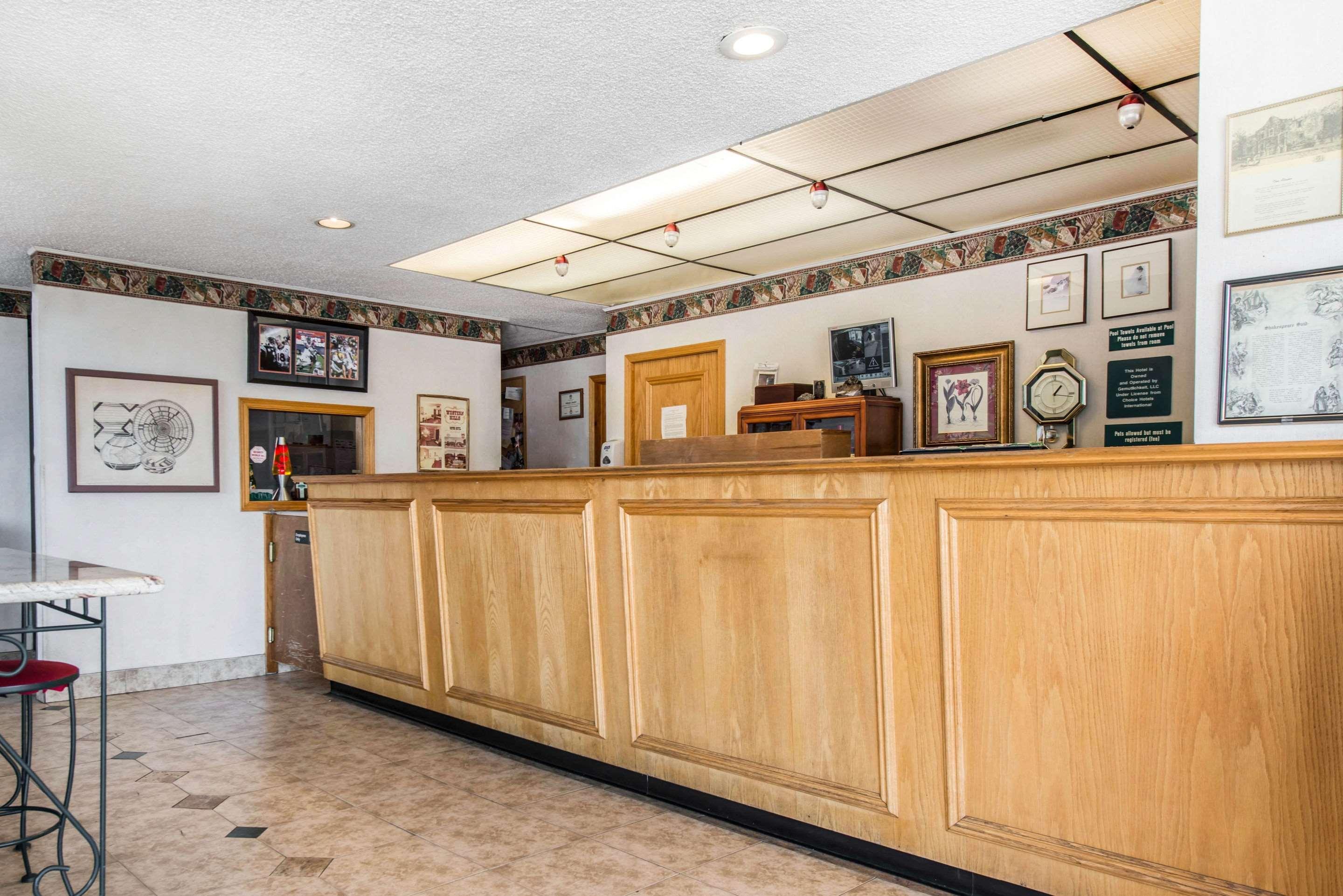 Rodeway Inn & Suites Colorado Springs Extérieur photo